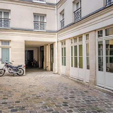 Stylish Near Bourse De Daire *