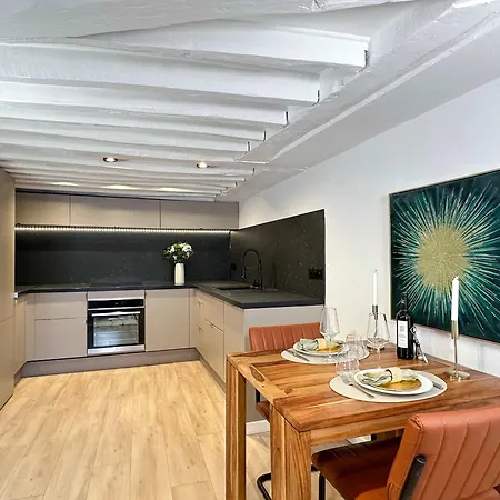Stylish Near Bourse De Daire